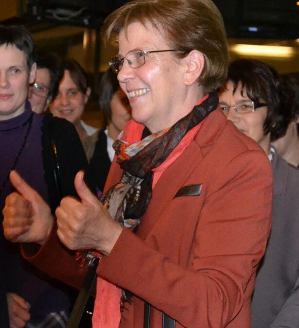 Nemáme mluvit, ale žít